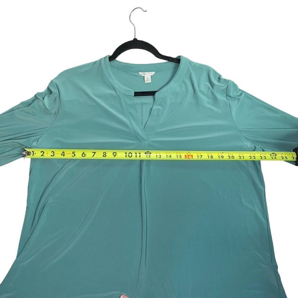 CATO Green V-Neck Blouse Size 1X - Picture 6 of 8